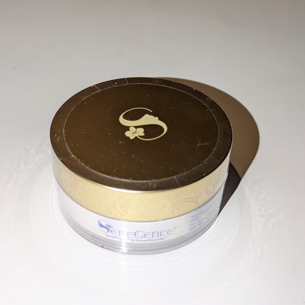 SeneGence Translucent Loose Powder Color Translucent Sealed